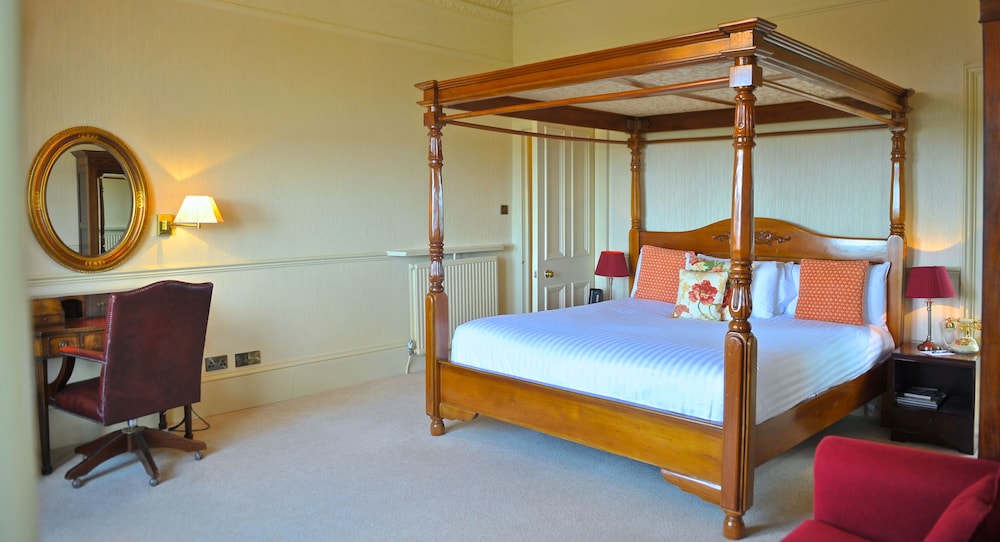 Signature Castle View Bedrooms