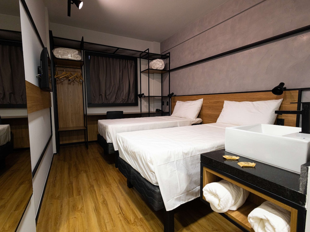 Standard Room, 2 Twin Beds photo 1