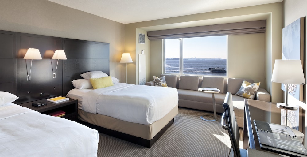 Room, 2 Double Beds, River View (NYC View) - Photo 2