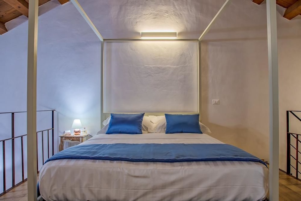 Deluxe Double Room with Exclusive Veranda