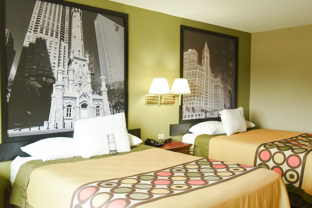 Standard Room, 2 Queen Beds - Photo 1