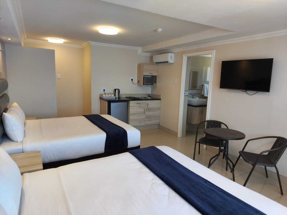 Deluxe Double Room photo 2