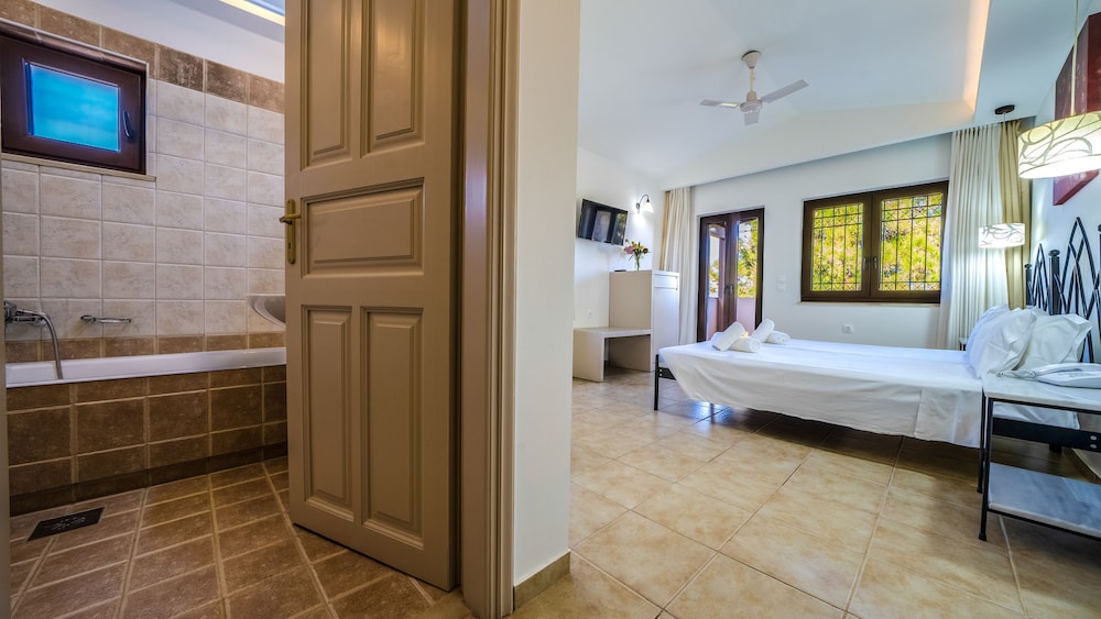 Junior Bungalow Suite with Sea View