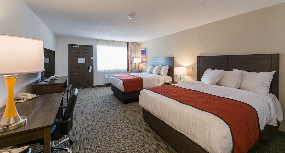 Double Room, 2 Queen Beds, Accessible, Private Bathroom - Photo 4