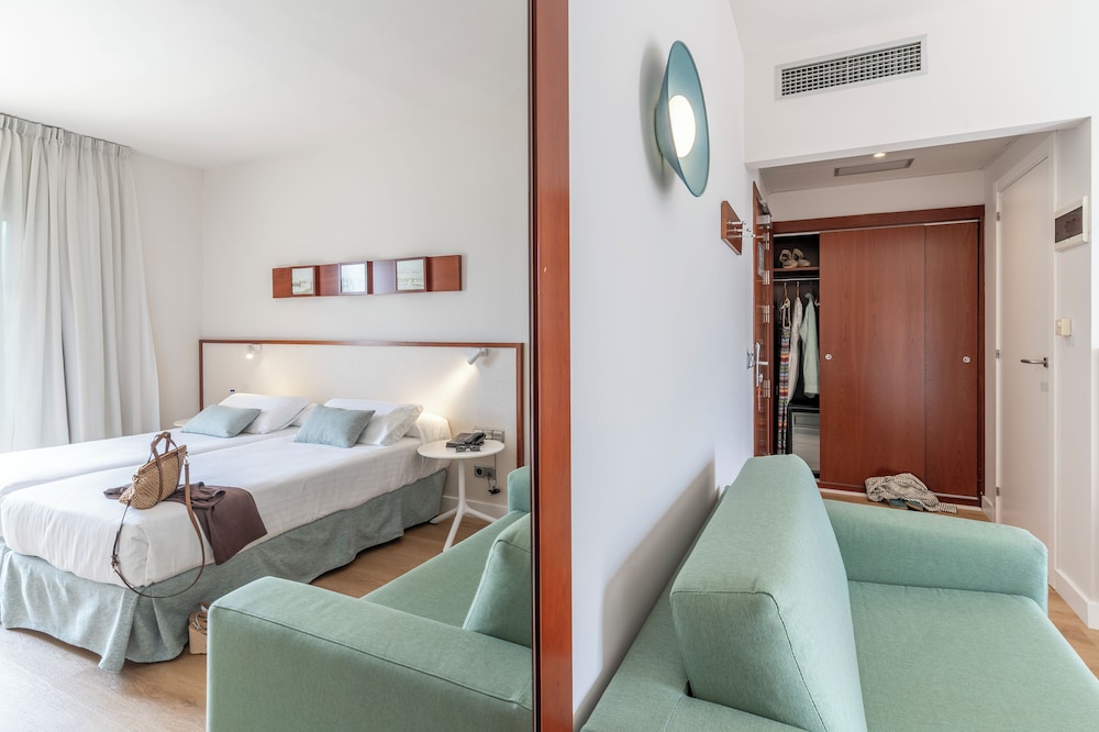 Superior Double Room - Photo 3