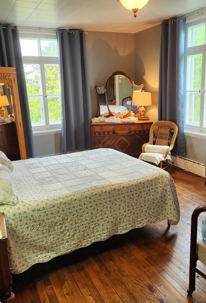 Basic Triple Room photo 3