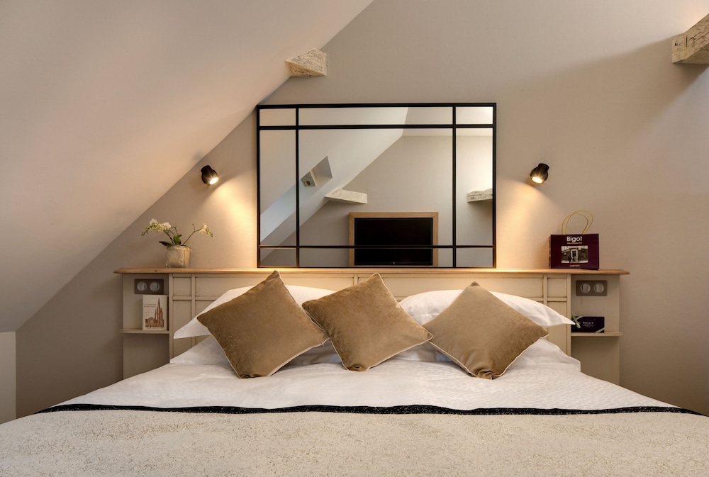 Chambre Deluxe (Manoir 2nd French Floor) Chambre Deluxe (Manoir 2nd French Floor)