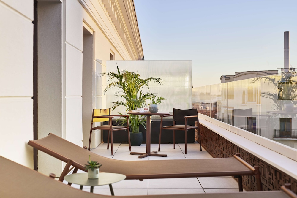 Room, 1 King Bed, Terrace