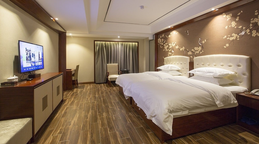 Deluxe Twin Room, View photo 2