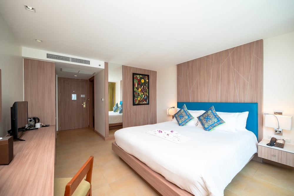 Room, 2 Bedrooms (Residence, King+Twin) - Photo 2
