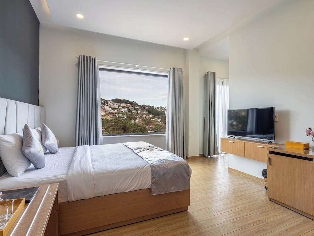 Deluxe Double Room, Mountain View - Photo 2