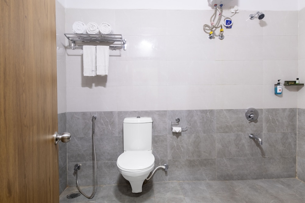 Comfort Room - Photo 2