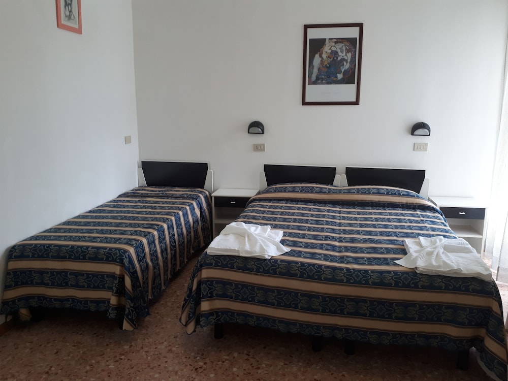 Triple Room, Balcony