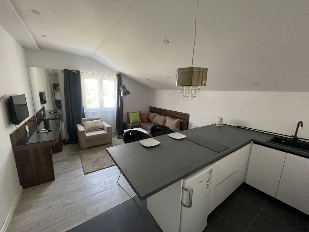 Economy Apartment