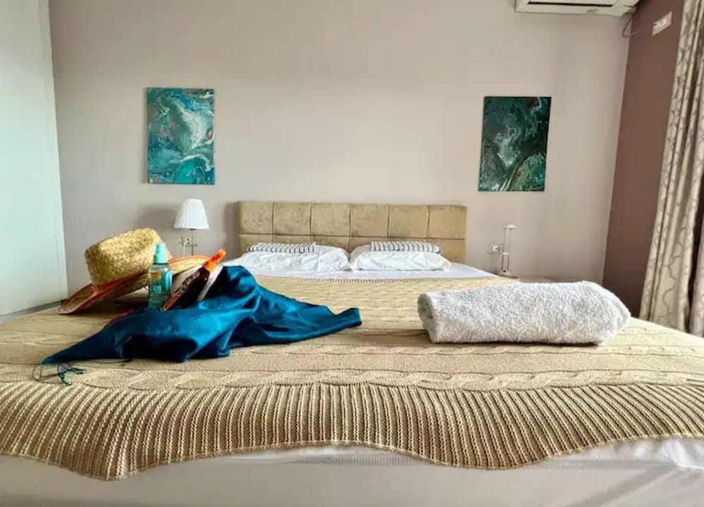 Panoramic Apartment, Sea View