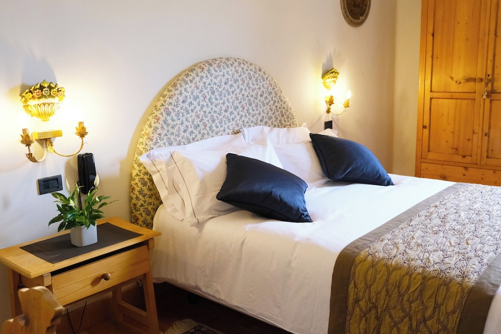 Double or Twin Room, Garden View photo 3