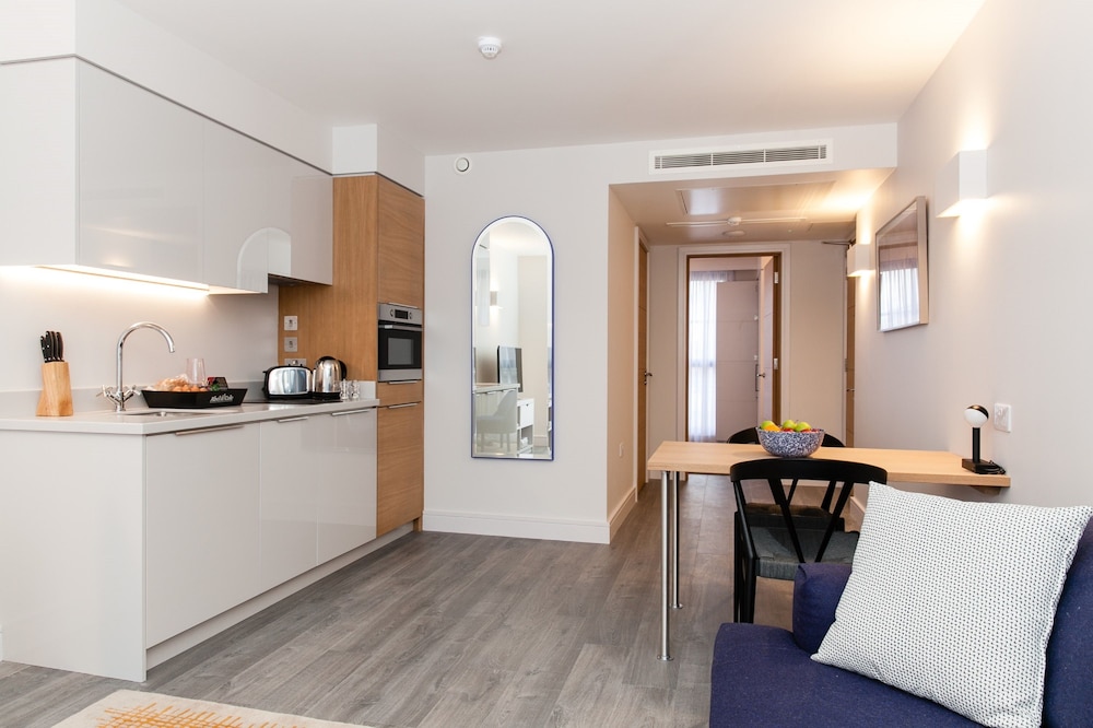 Superior Apartment, 1 Bedroom thumbnail 6