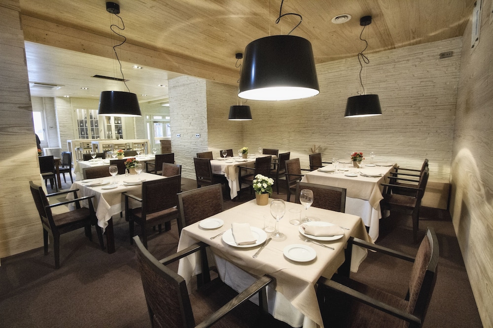 Room (Gourmet Escapade, Special Dinner)