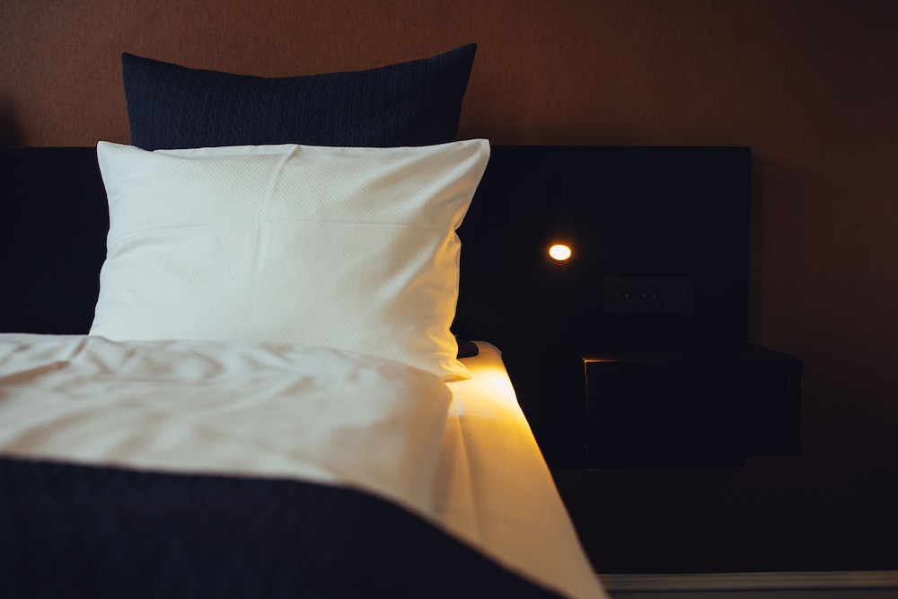 Economy Double Room (Bed 140 cm)