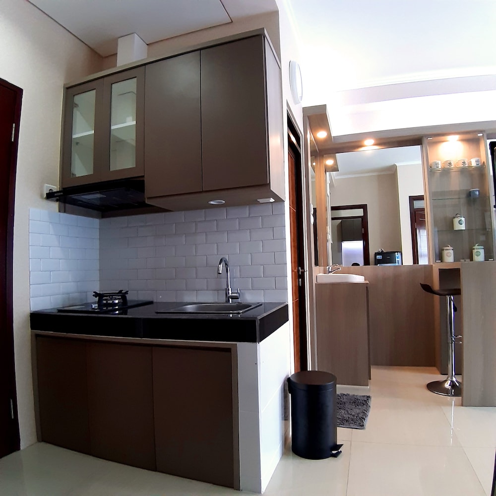 Apartment, 2 Bedrooms - Photo 2