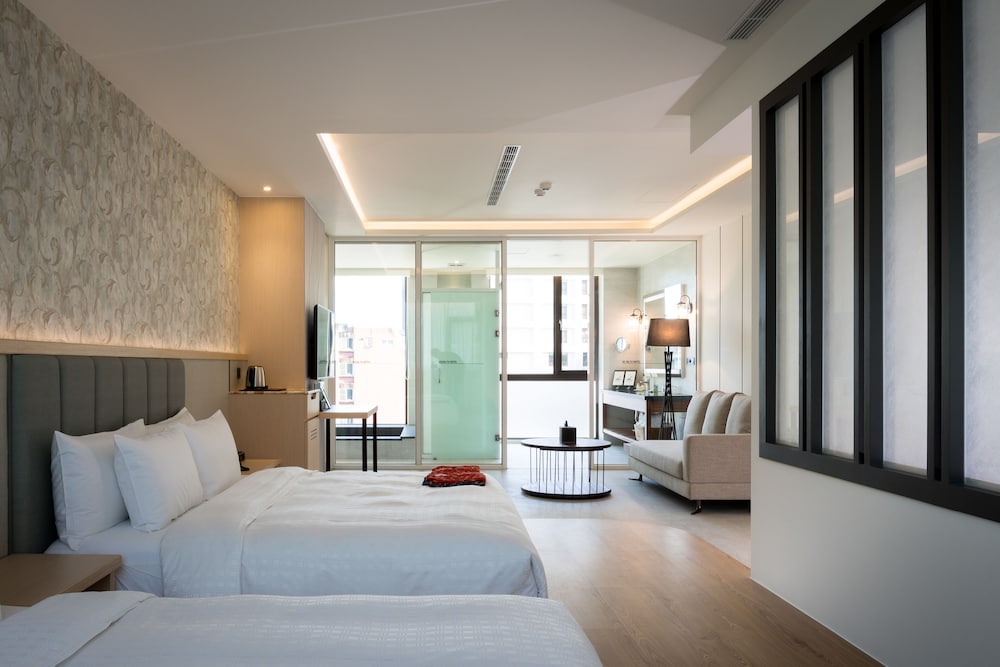 Deluxe Quadruple Room photo 2
