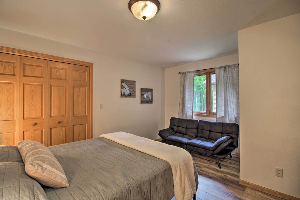 House (4 Bedrooms) photo 2