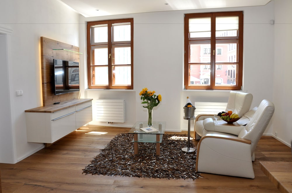 Deluxe Apartment photo 2
