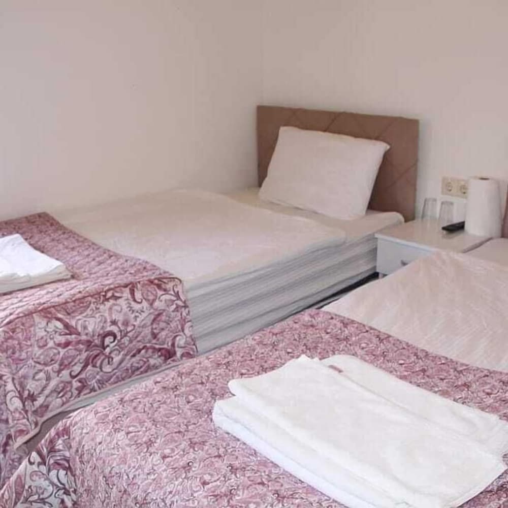 Standard Twin Room photo 1