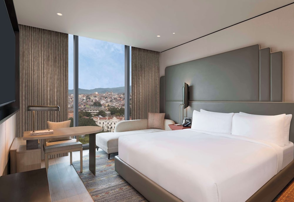 Premium Suite, 1 King Bed