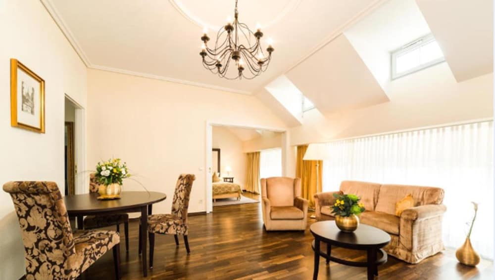 Executive Apartment photo 3