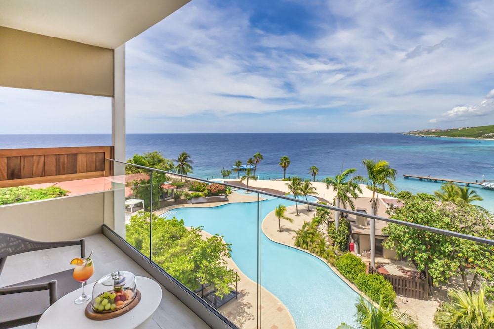 Preferred Club Deluxe Ocean View King