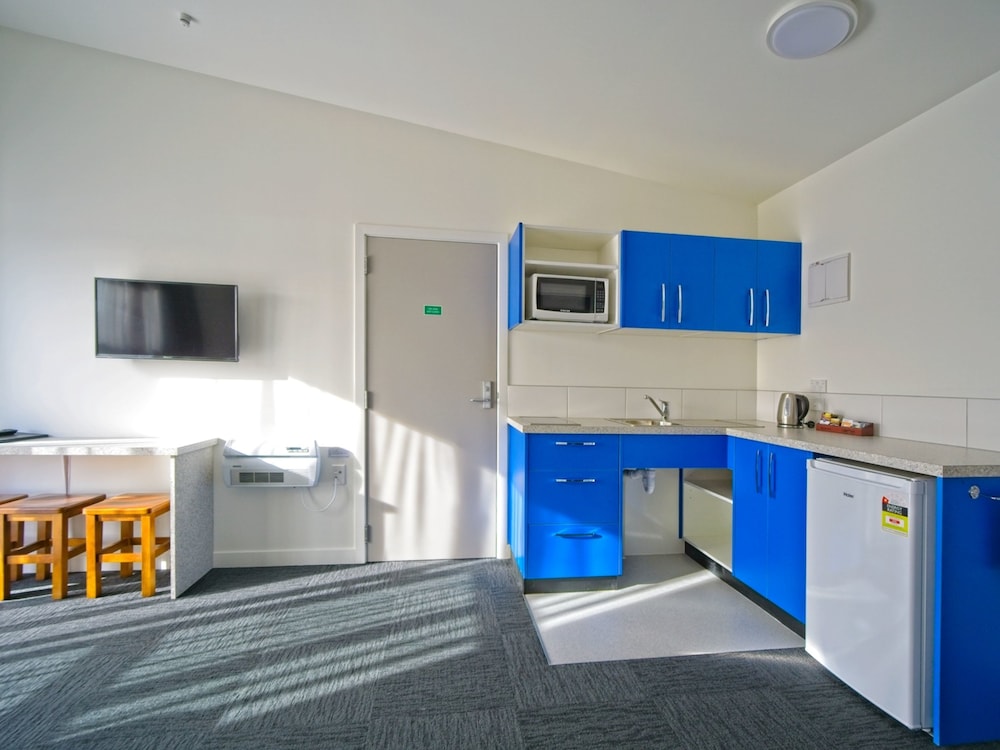 Two Bedroom Access Motel Unit photo 2