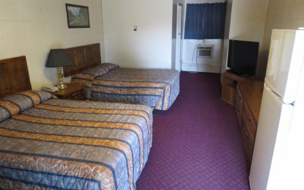 Standard Double Room, 2 Queen Beds