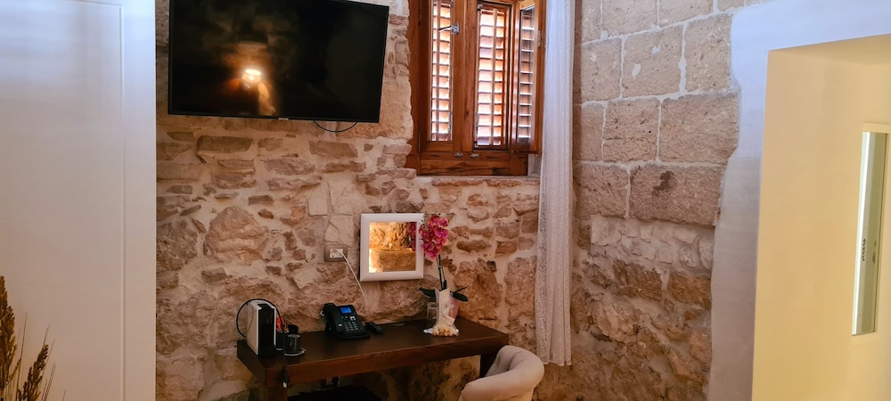 Comfort Room, City View photo 3