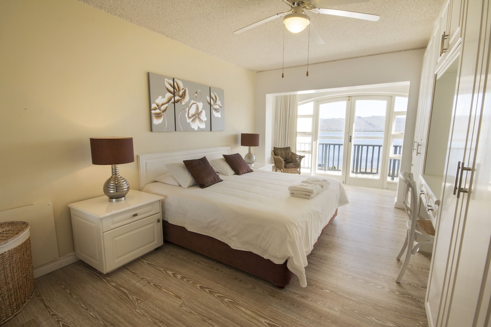 Self Catering Apartment - Middle Fl photo 1