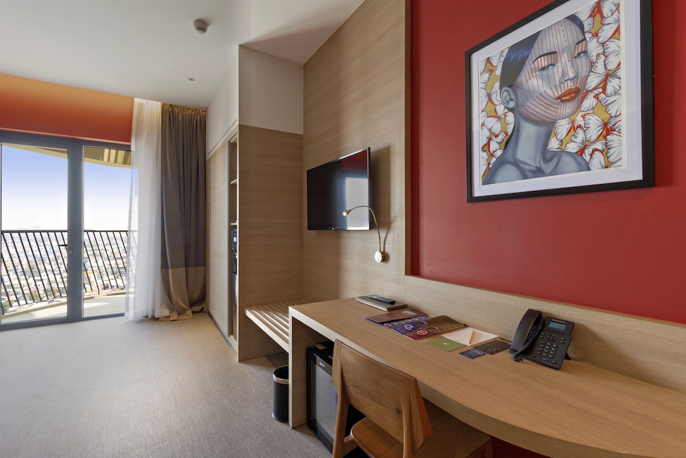 Luxury Double Room, Balcony, River View photo 2