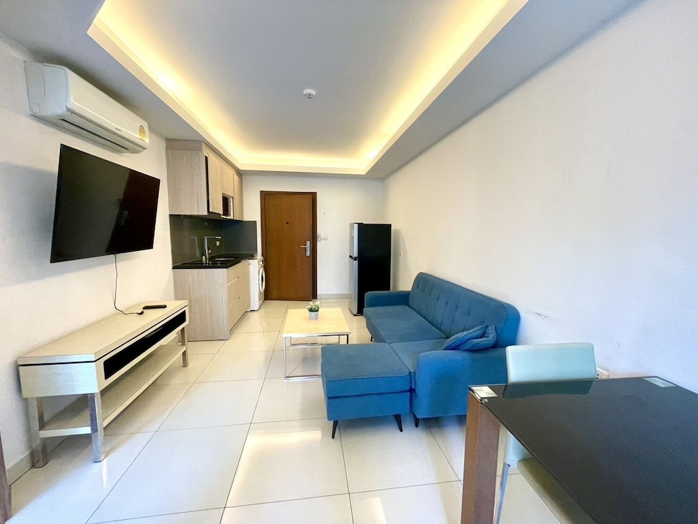 1 Bedroom Apartment photo 3