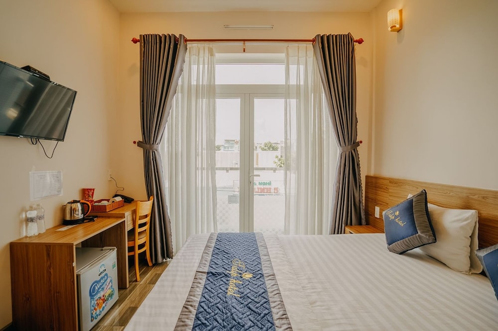 Deluxe Room, Balcony photo 2