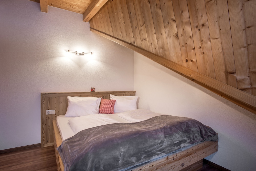 Apartment, 3 Bedrooms, Non Smoking, Mountain View (excl. 60,00 € cleaning fee) photo 2