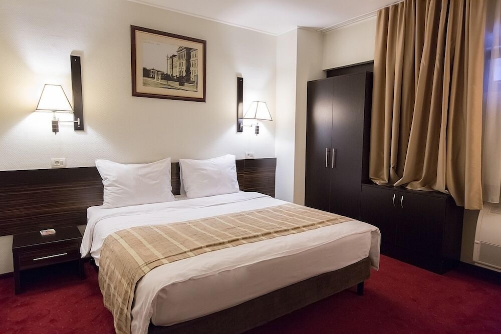 Room, 1 Double Bed, Non Smoking - Photo 4