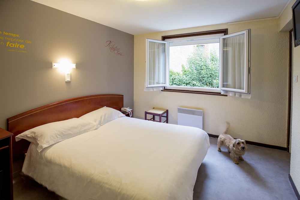 Standard Double Room photo 2
