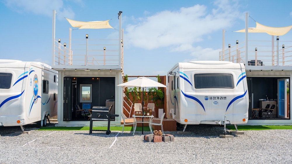 Basic Room, 1 Bedroom (Caravan 6(Ocean view)) photo 1