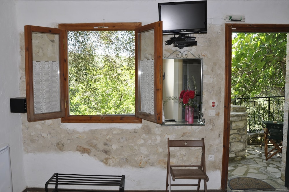 Double Room (A3, A4, D2)