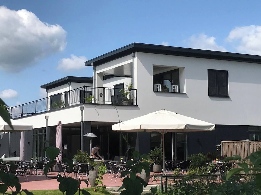 Holiday Home for Rent Near Swimming Pool and Golf Course, Billede 17