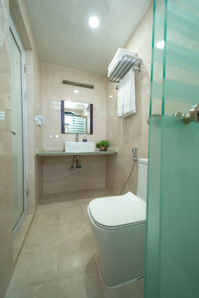 Family Apartment, 3 Bedrooms - Photo 13