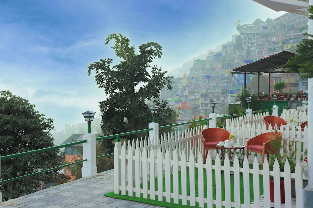 Premium view Room with Lawn photo 3