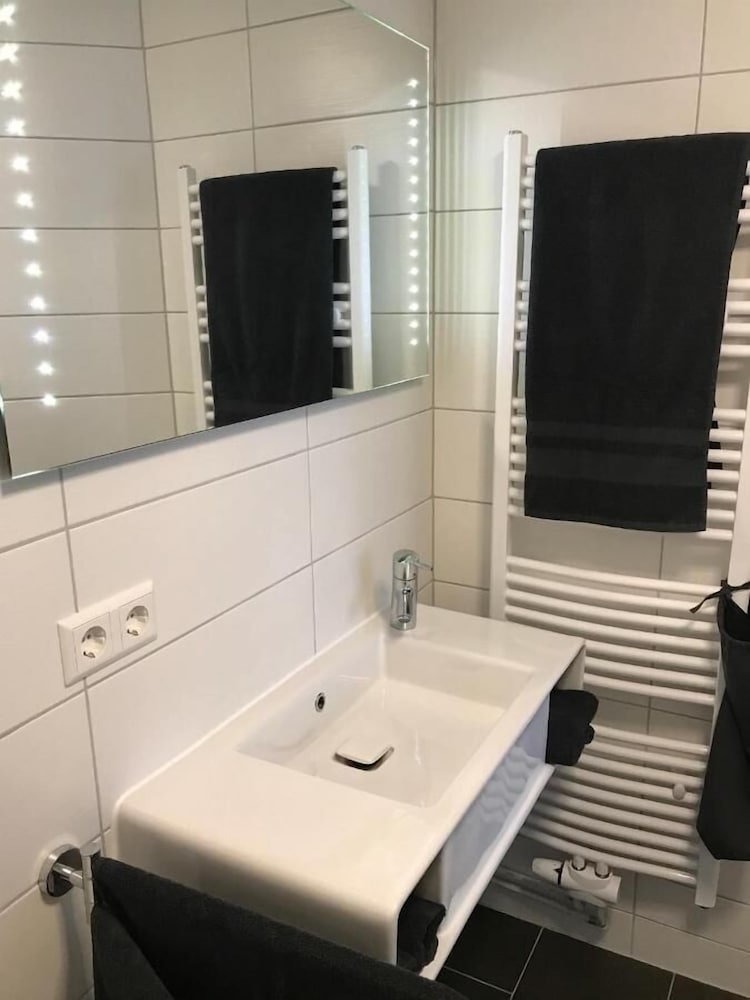Standard Room - Photo 5