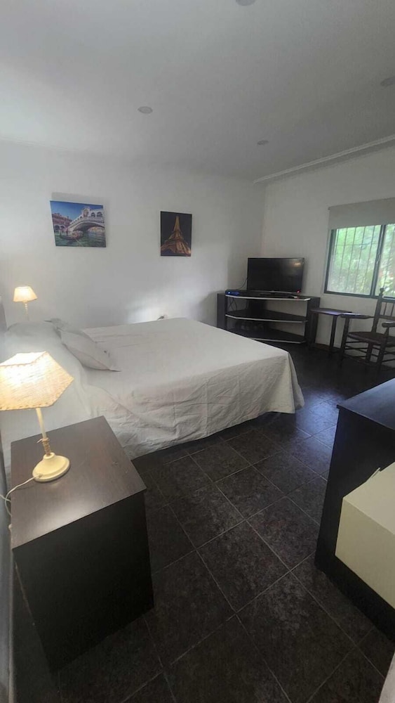 Basic Double Room, Garden View