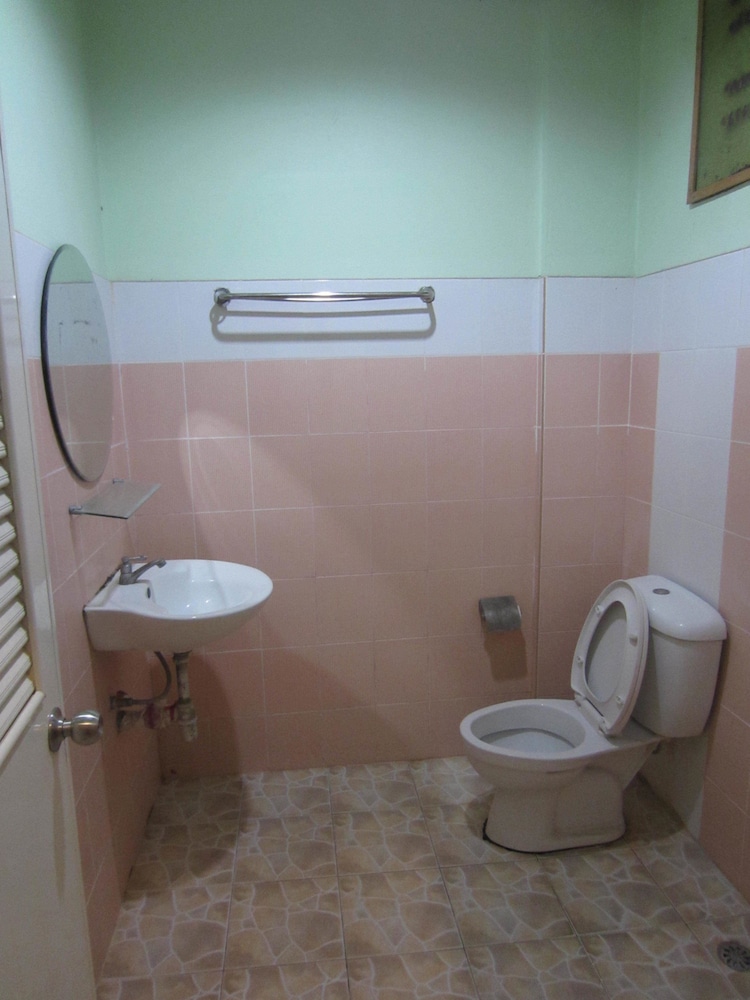 Deluxe King Room photo 2