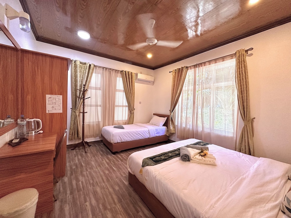 Standard Triple Room - Photo 4